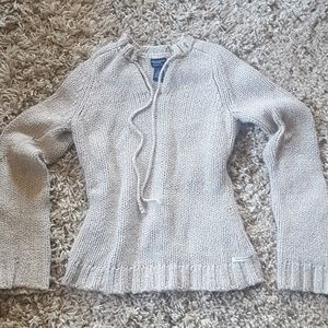 American Eagle Outfitters sweater
